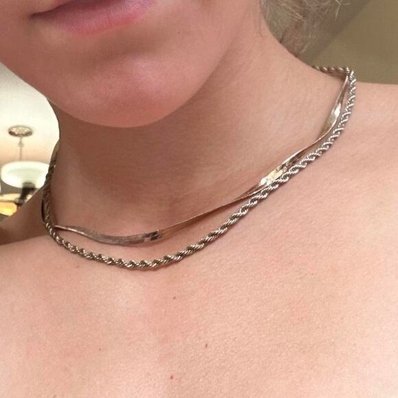 Layered gold chain necklace - Picture 8 of 8